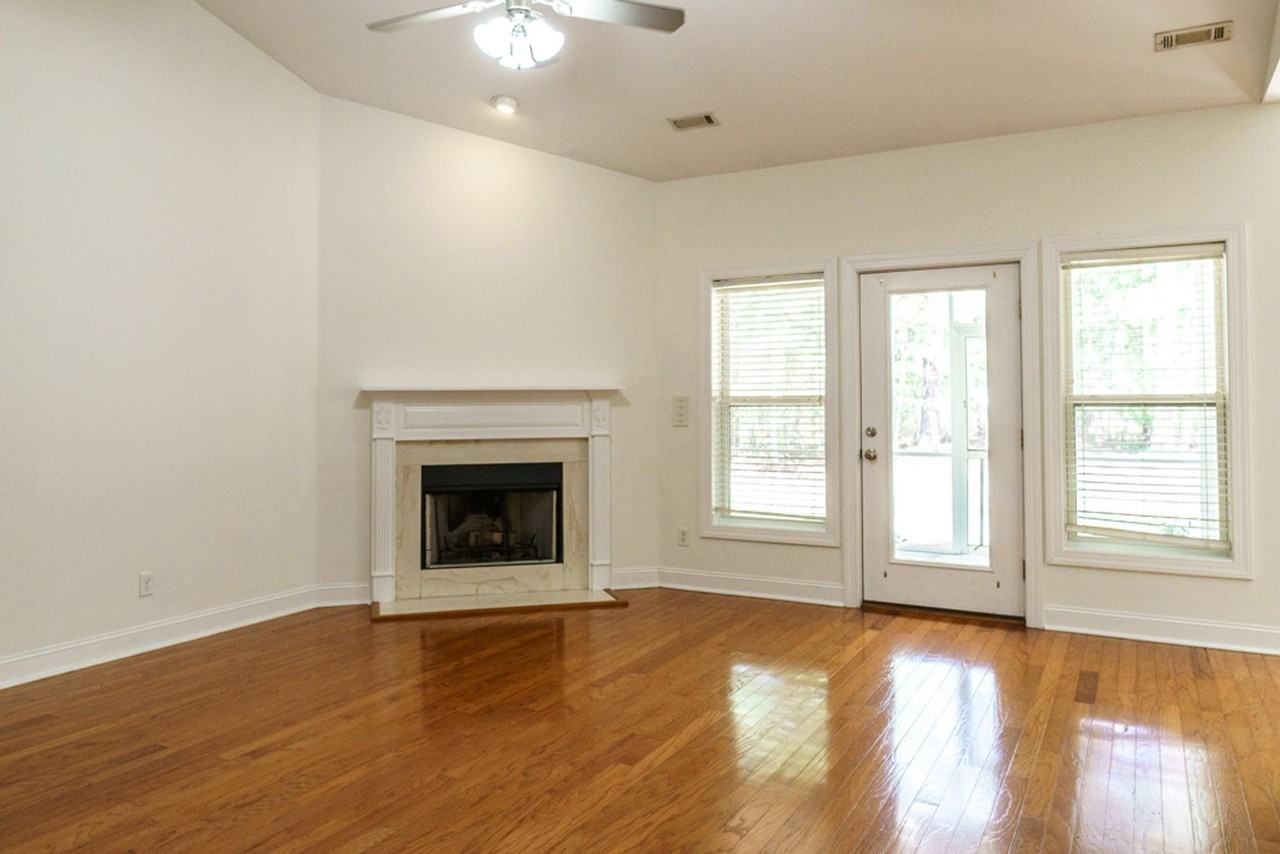 49 Thomas Sumter St - Photo 3 of 50