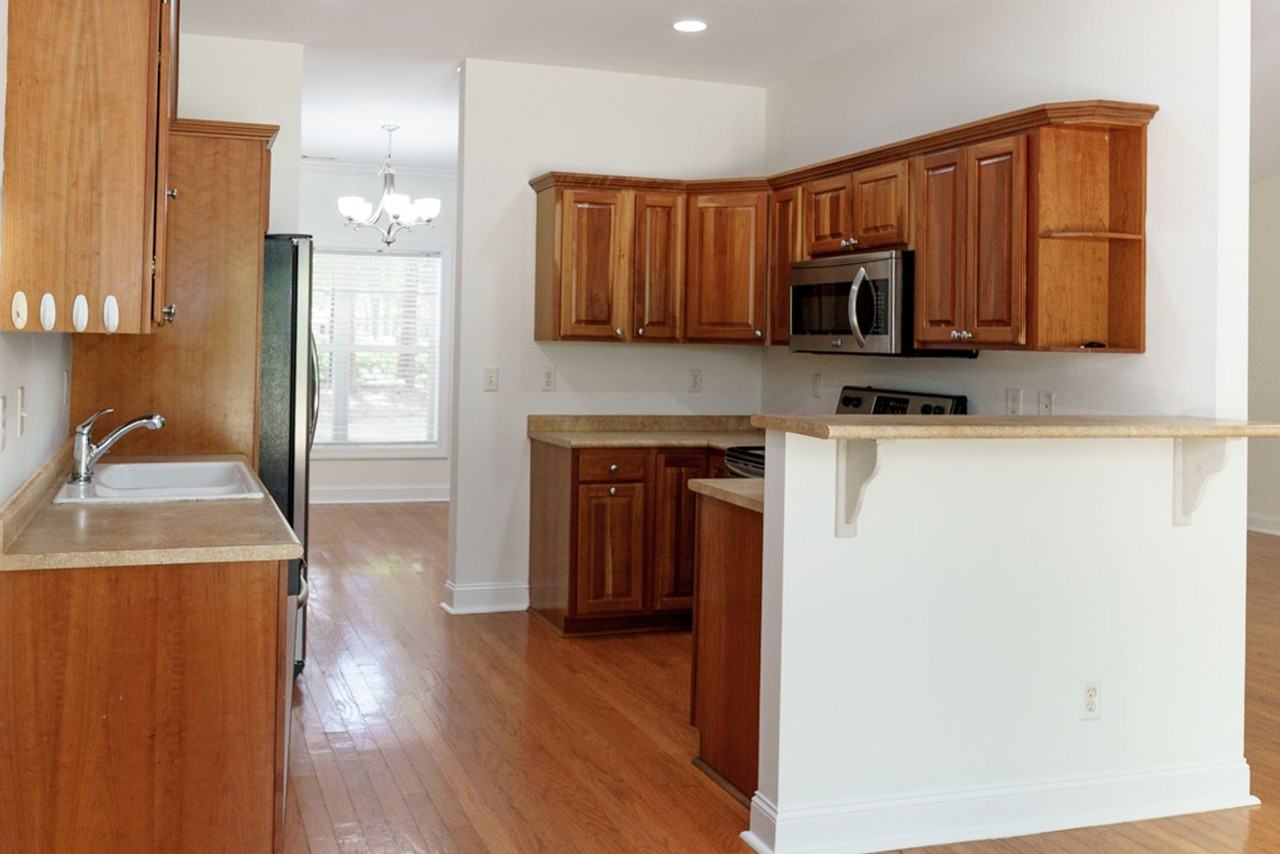 49 Thomas Sumter St - Photo 6 of 50
