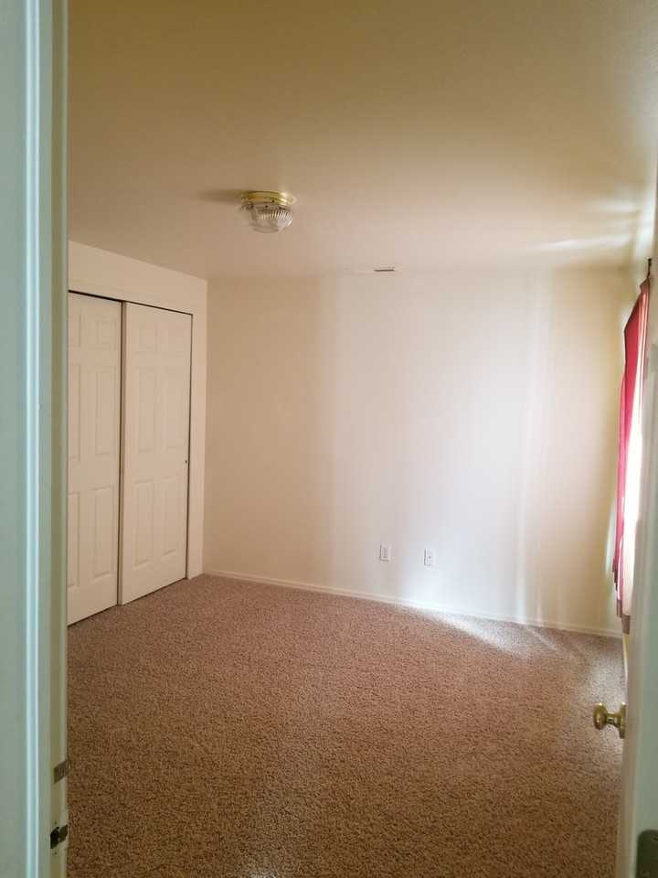 8302 Cooper River Dr - Photo 6 of 12