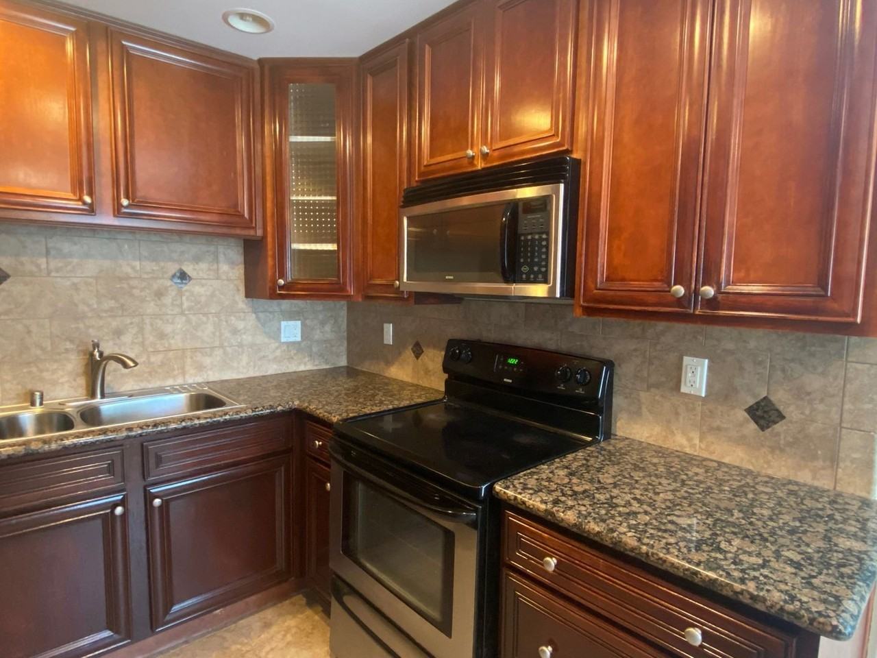 2601 Cortez Dr #3207 - Photo 4 of 6