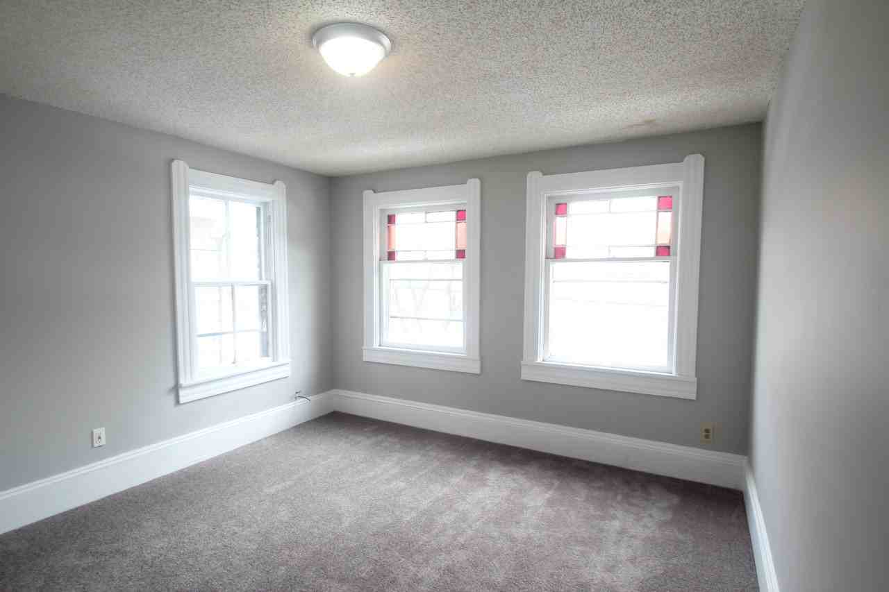 5004 Franklin Blvd #NA - Photo 7 of 15