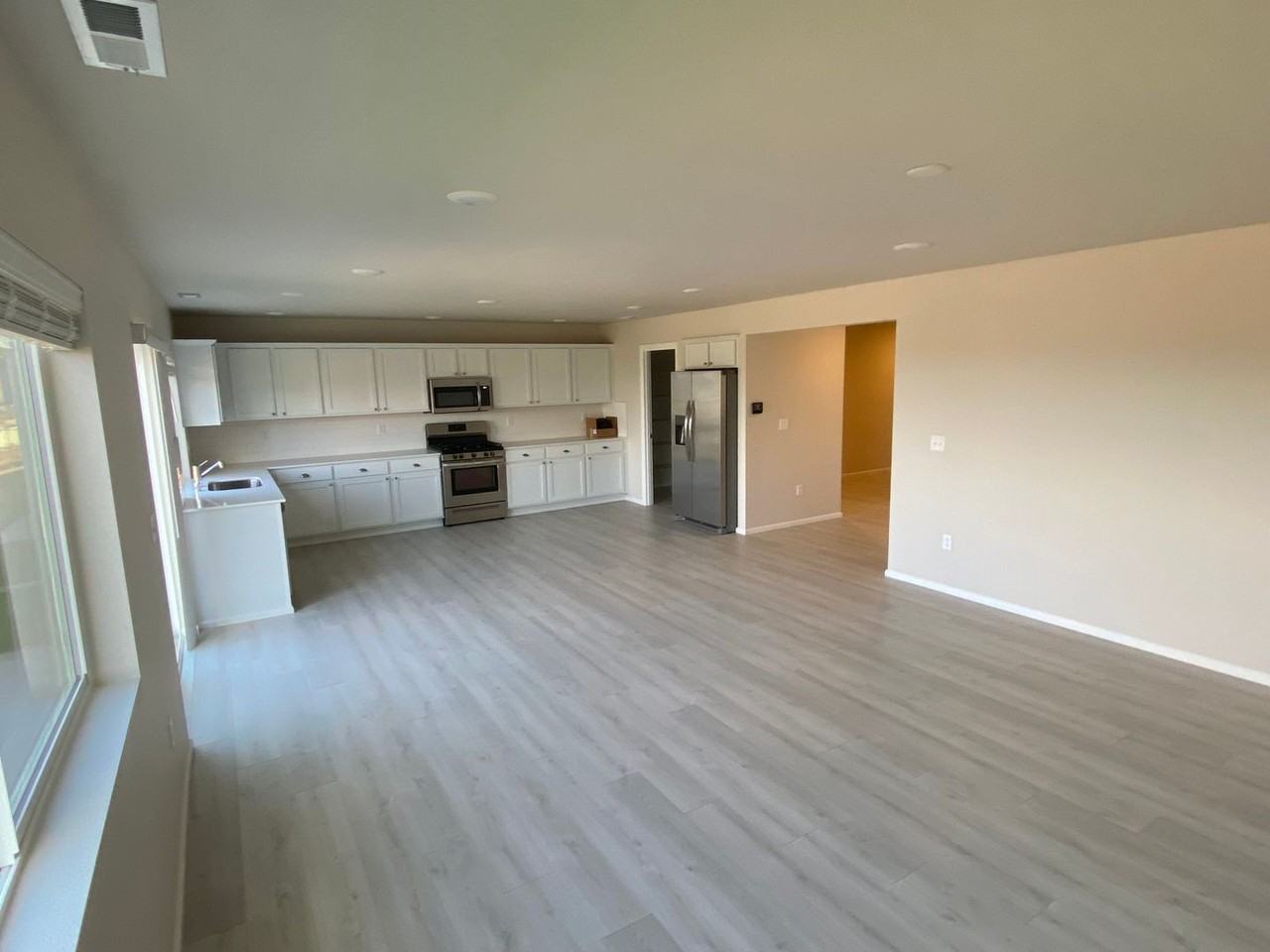 100 Ne Belfair Station Dr - Photo 4 of 25