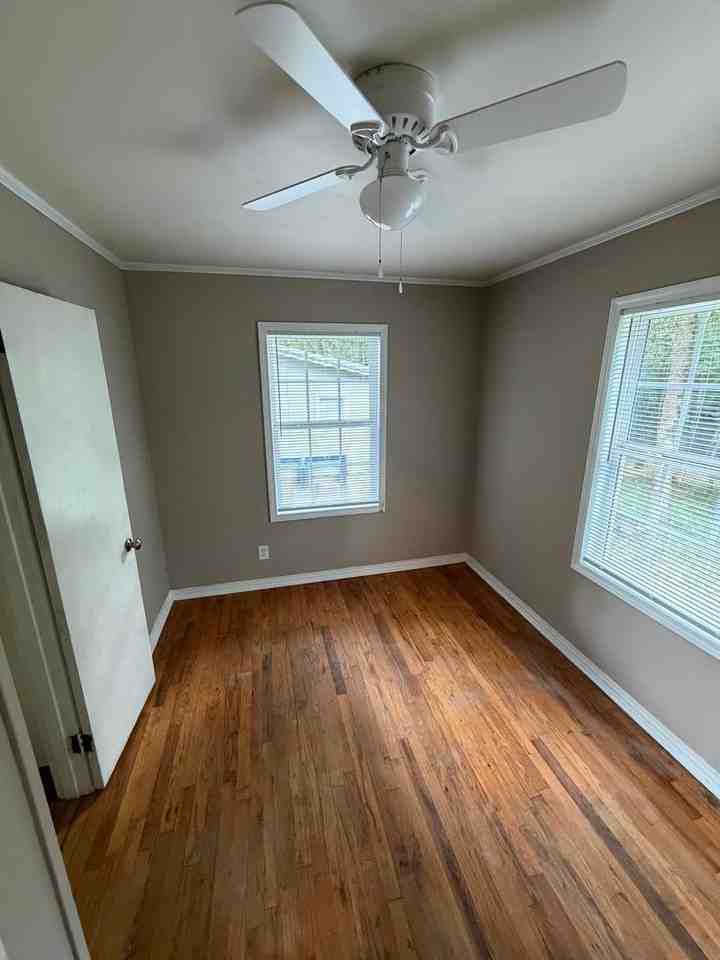 121 Sage St - Photo 7 of 10