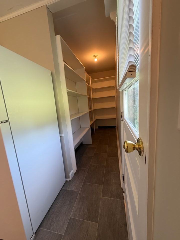 106 Tulip Dr - Photo 6 of 15