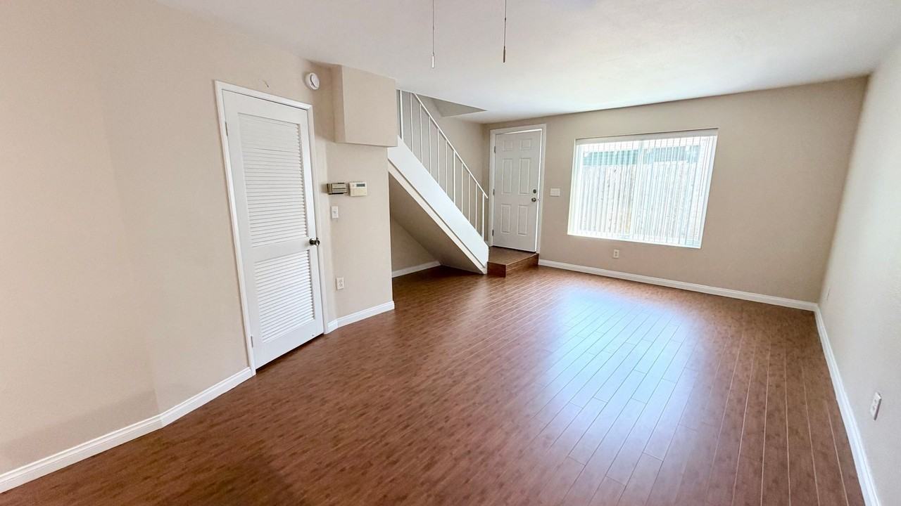 4569 Florida St #2 - Photo 4 of 15