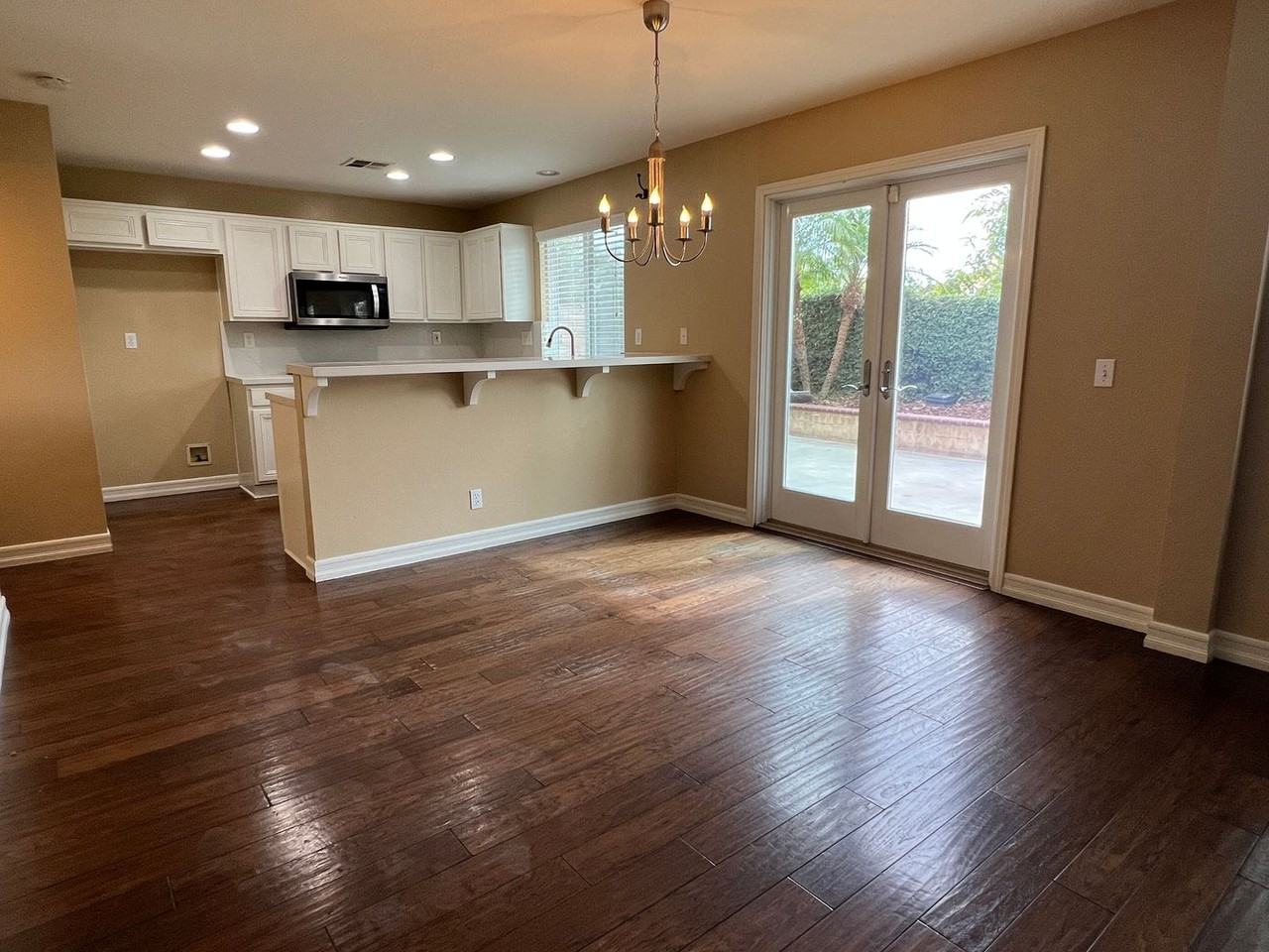 2540 San Saba St - Photo 6 of 22