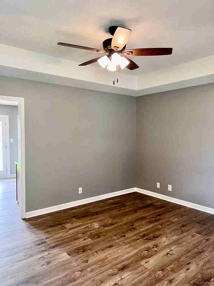 414 Woodale Dr - Photo 3 of 21
