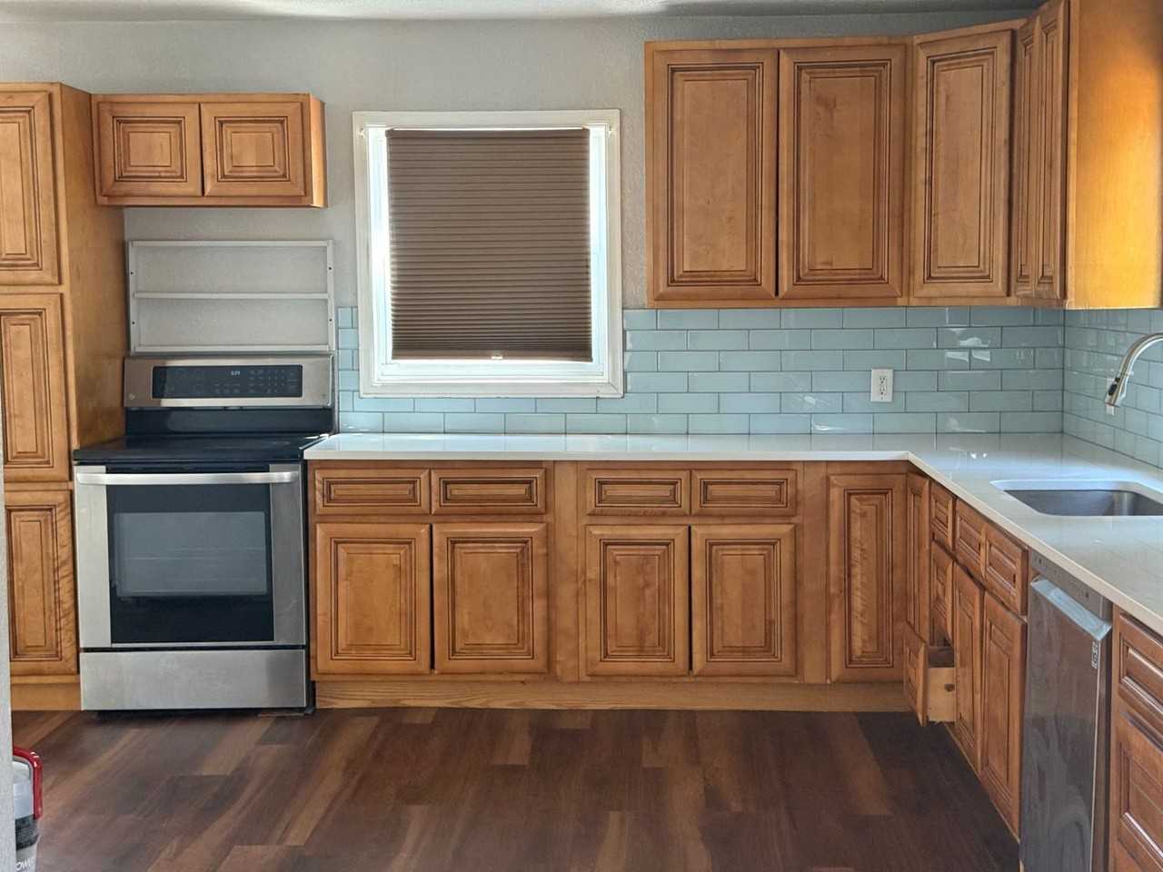 3046 N Milwaukee St - Photo 4 of 23