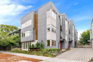 featured image of 1520 13th Ave S