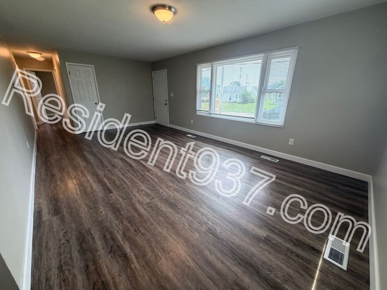 2059 Neff Rd - Photo 3 of 19