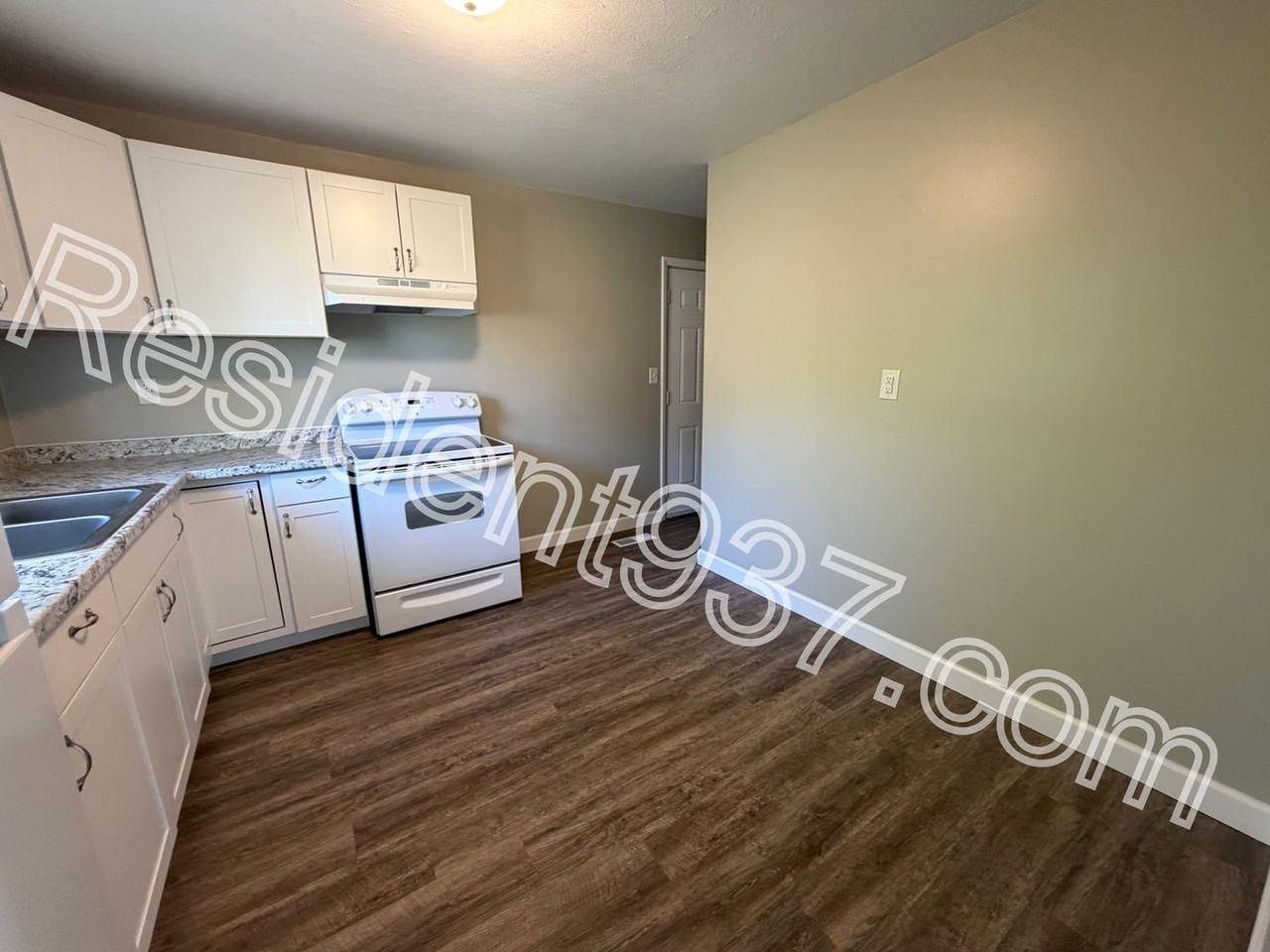 2059 Neff Rd - Photo 5 of 19