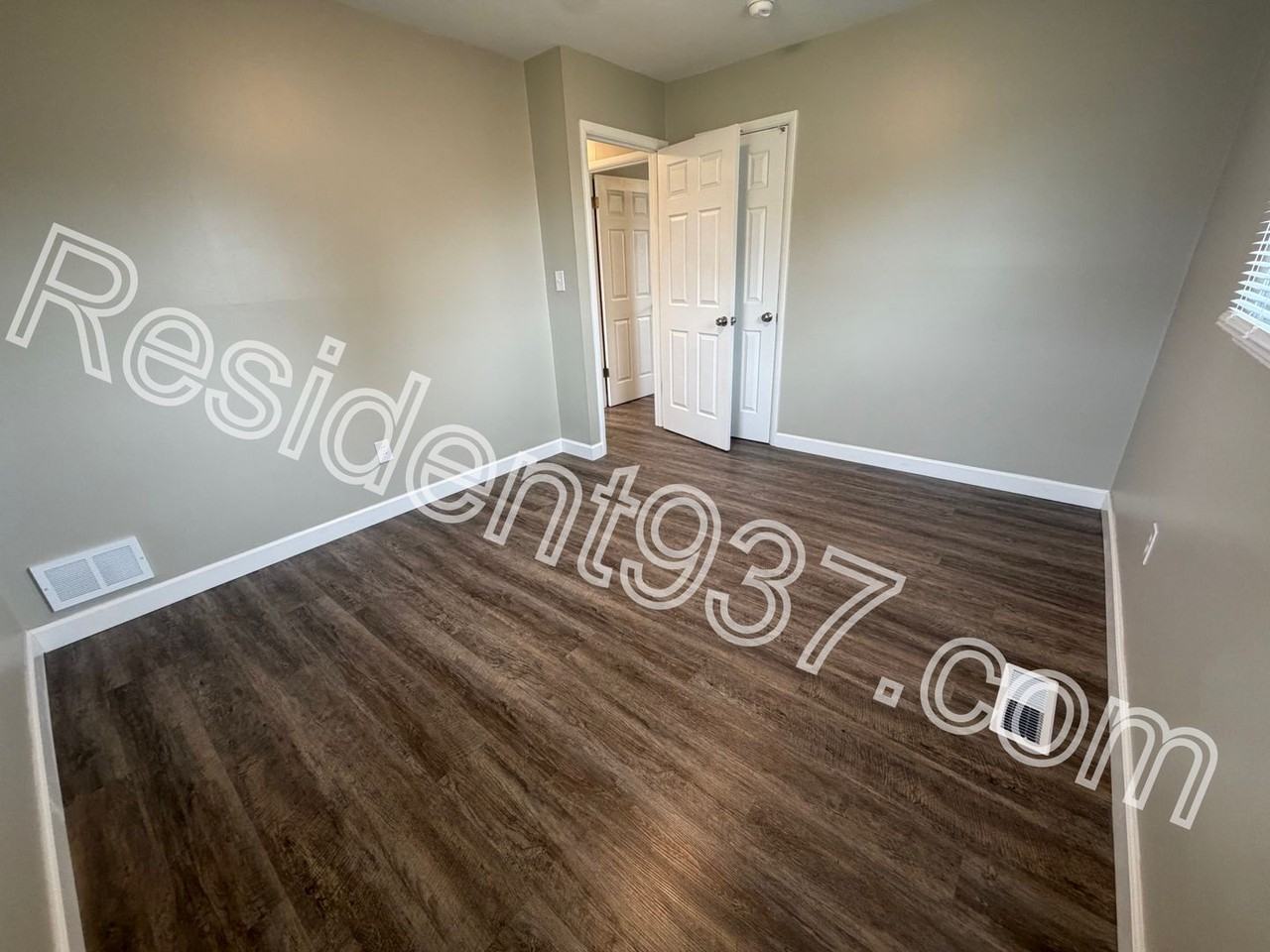 2059 Neff Rd - Photo 6 of 19