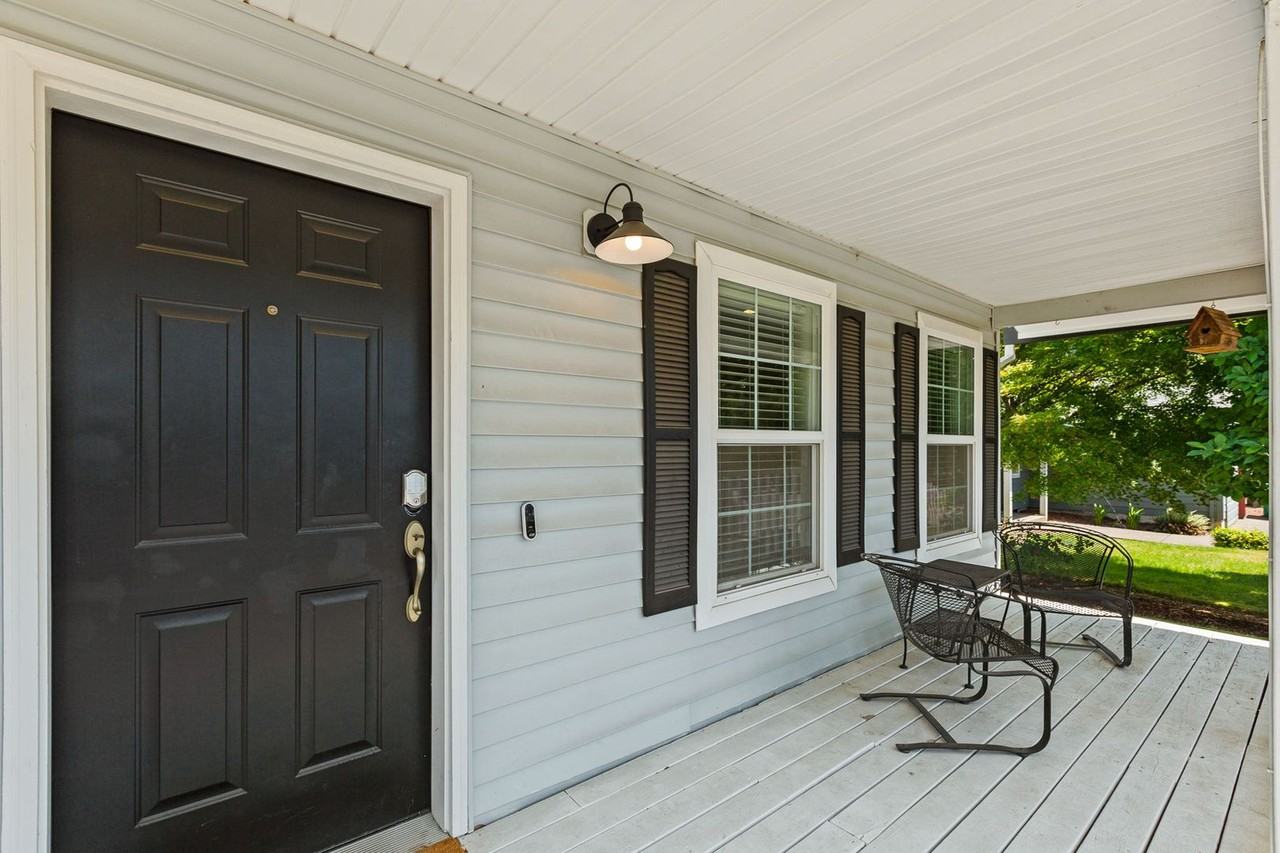 753 Se Boysen Ln - Photo 3 of 31