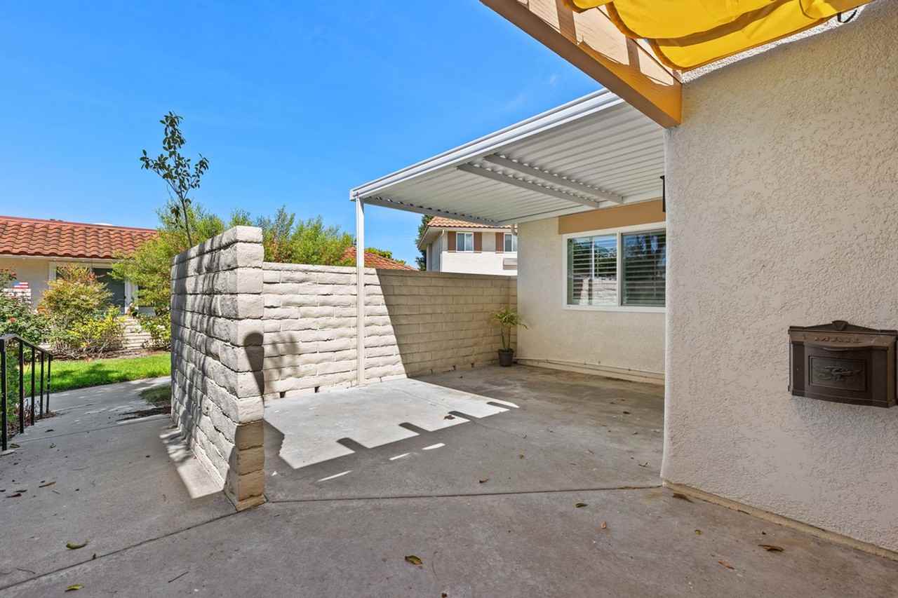2322 Via Puerta Unit D - Photo 6 of 46
