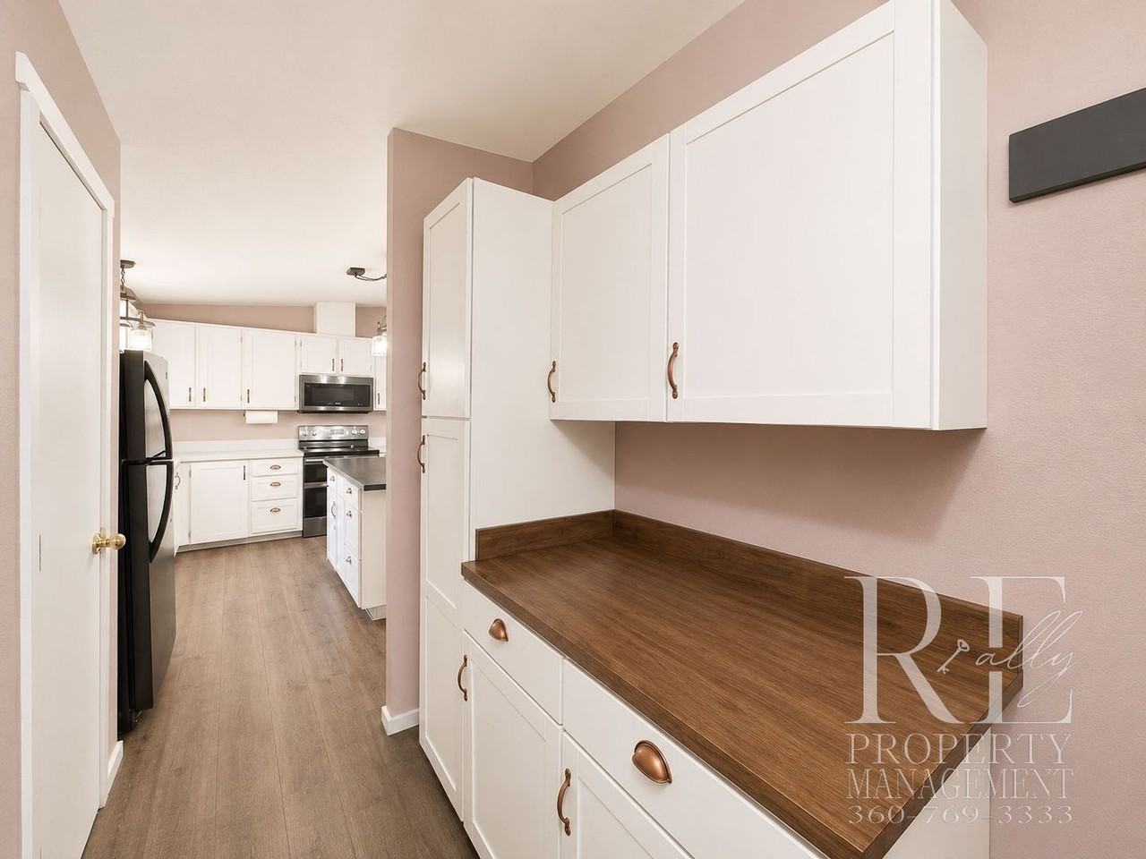 548 Arnold Ave E - Photo 7 of 34