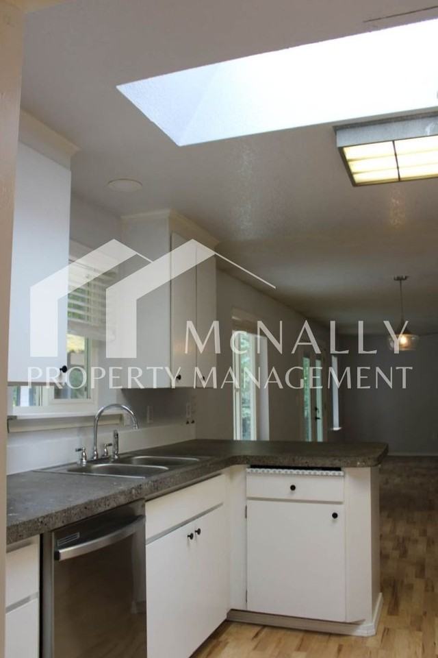 13715 100th Ave Nw - Photo 4 of 16