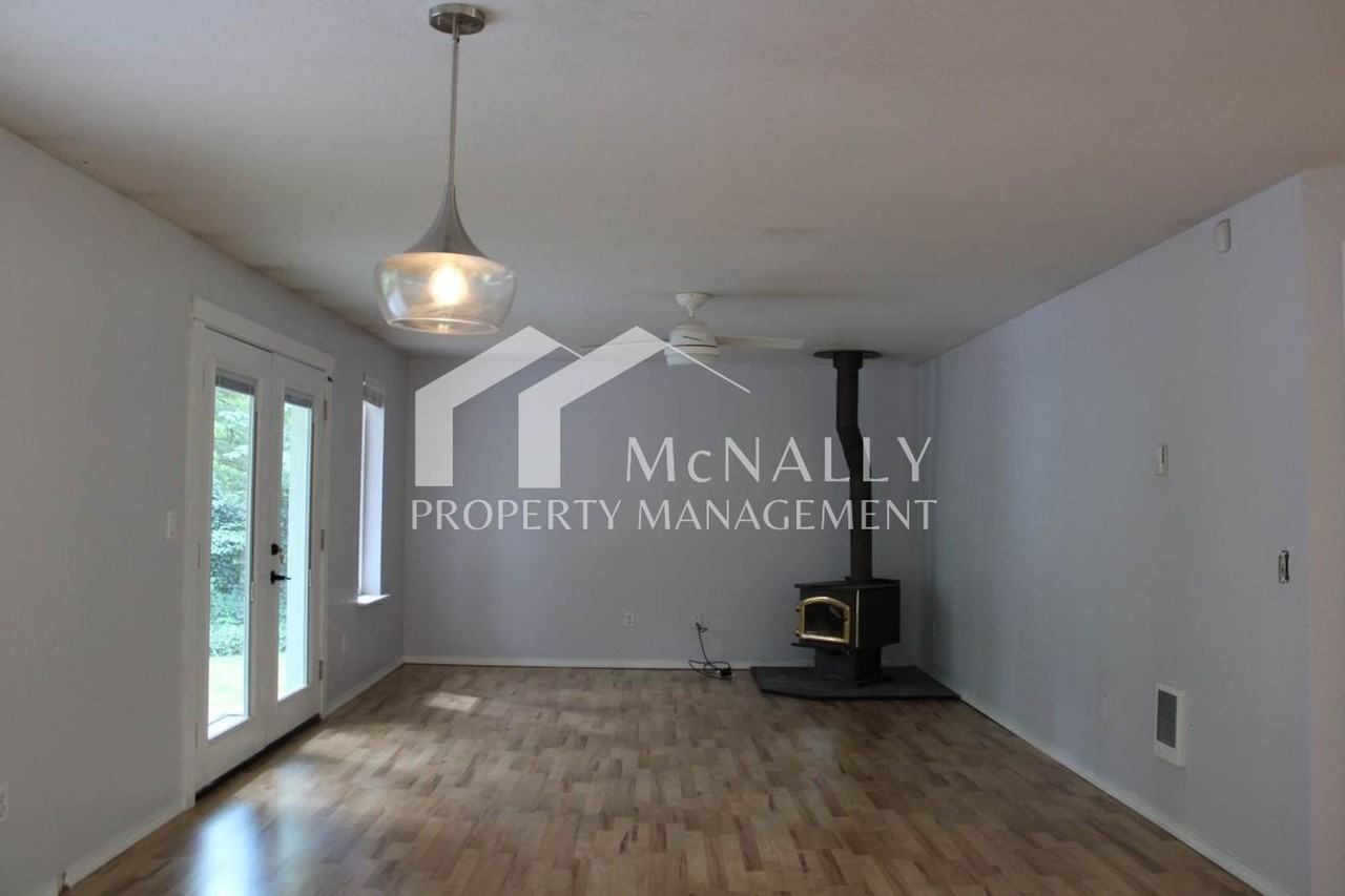 13715 100th Ave Nw - Photo 5 of 16