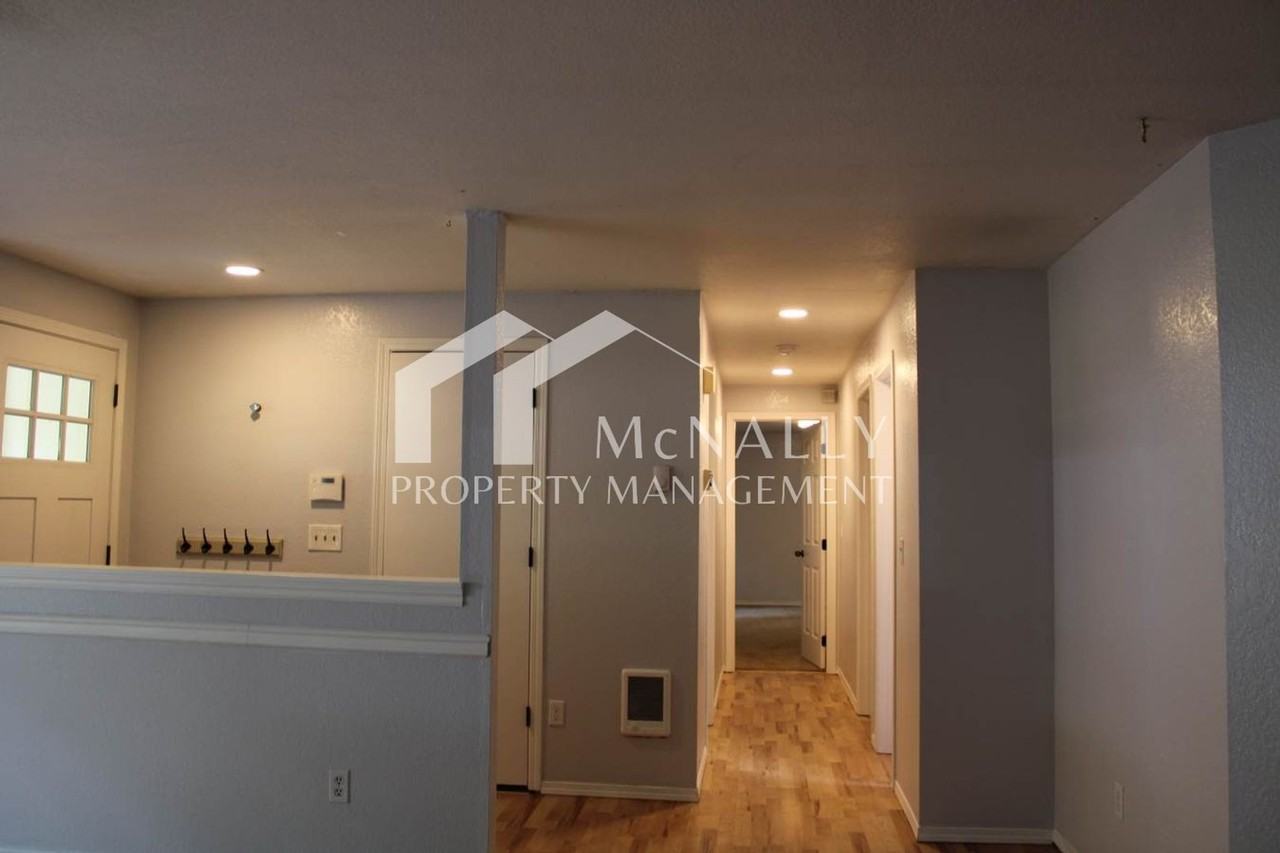 13715 100th Ave Nw - Photo 7 of 16