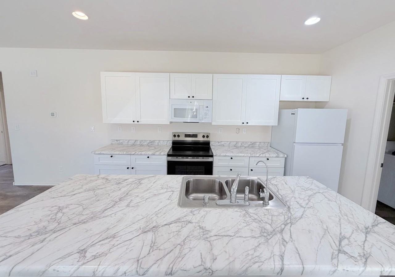 602 Camino Andres - Photo 3 of 20