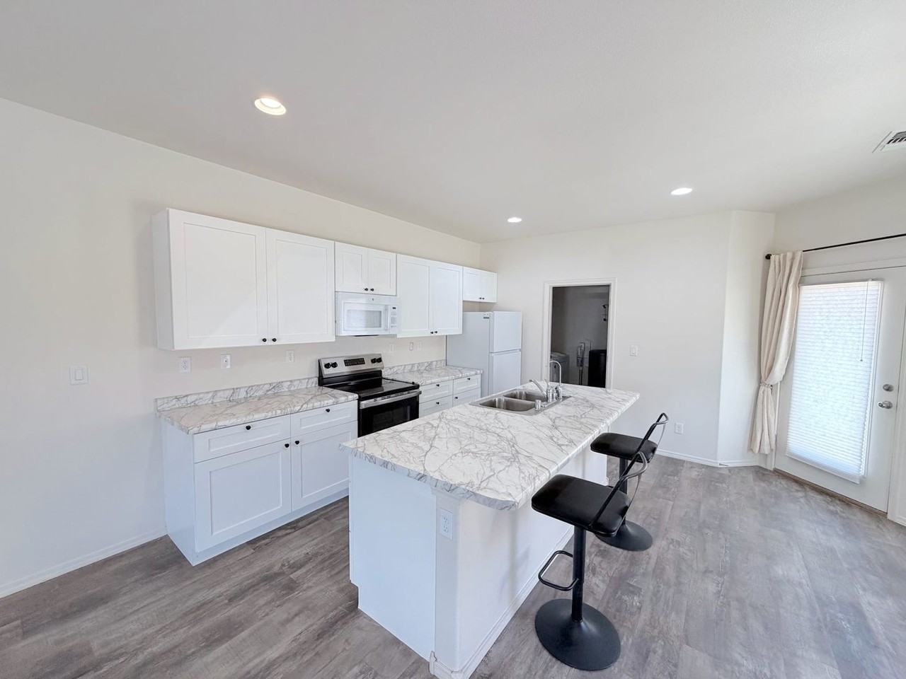 602 Camino Andres - Photo 6 of 20