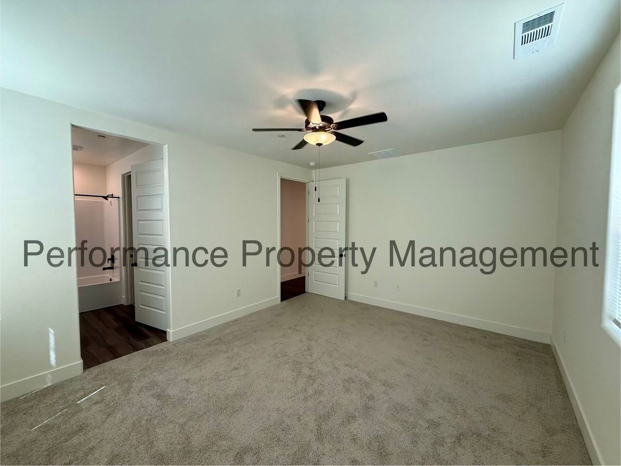 6915 Jewel Cave Ct - Photo 6 of 20