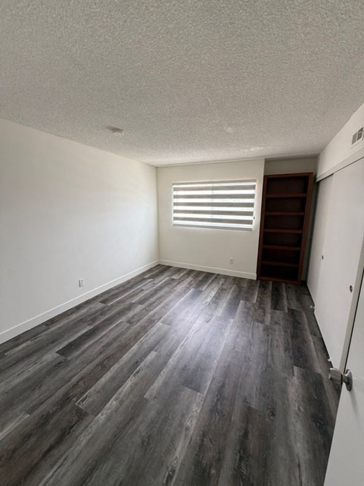1835 1835 W 145th St - 1835 W 145th - Photo 2 of 14