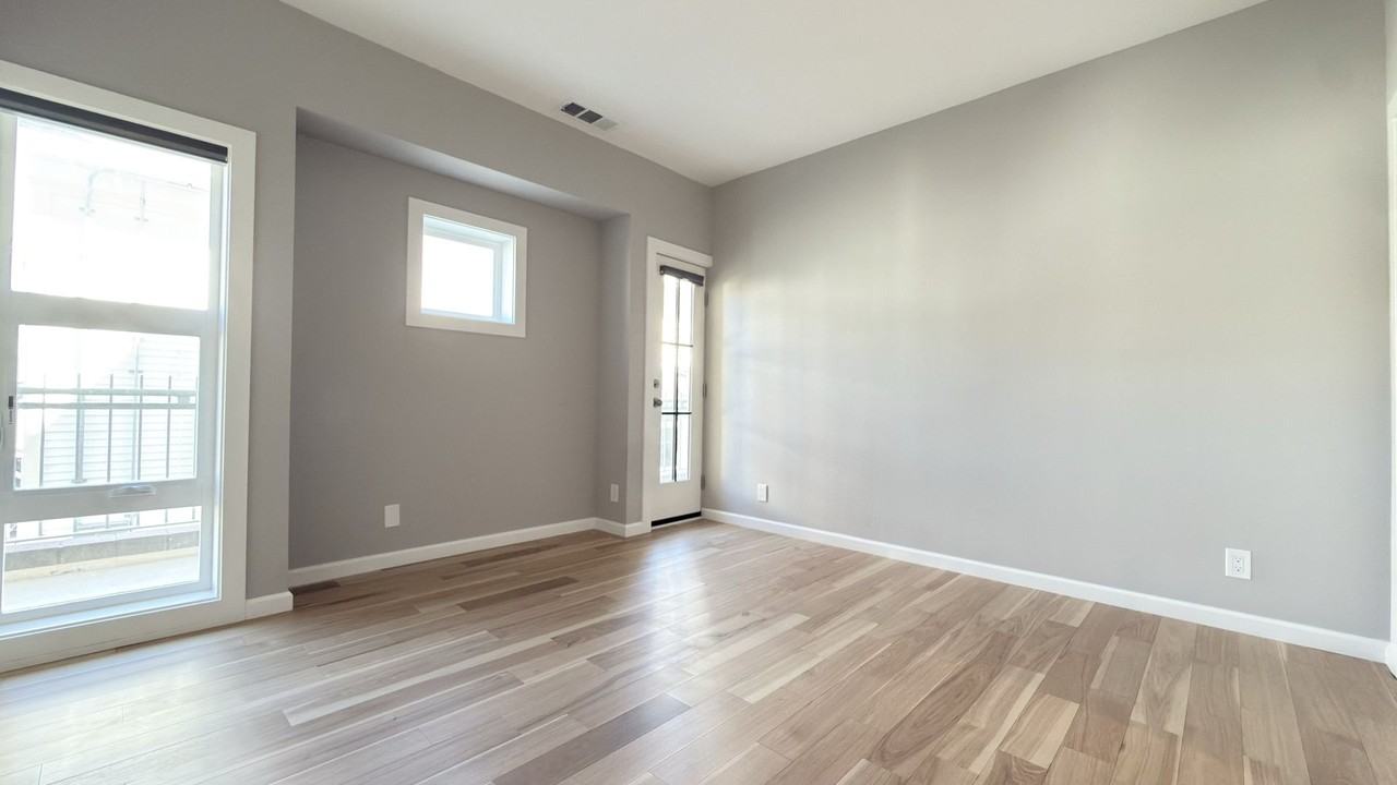 97 E Saint James St - Photo 5 of 21