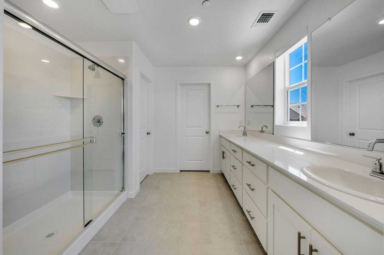 7650 Kobuk Valley Cir - Photo 5 of 42