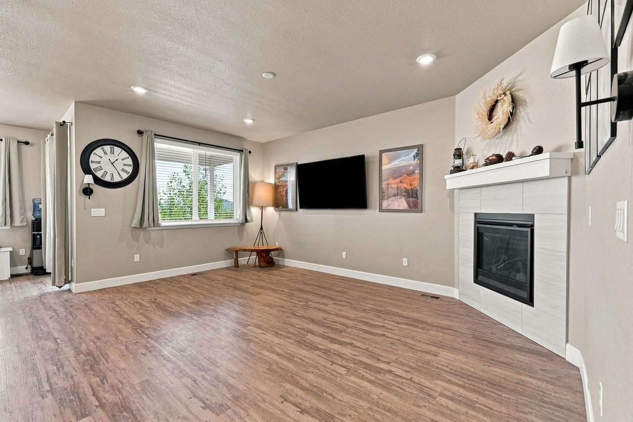 3859 Sandy Vista Ln - Photo 5 of 27