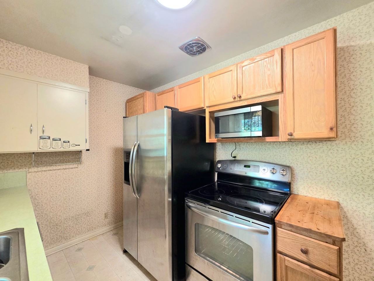 1336 4th St - Photo 5 of 32