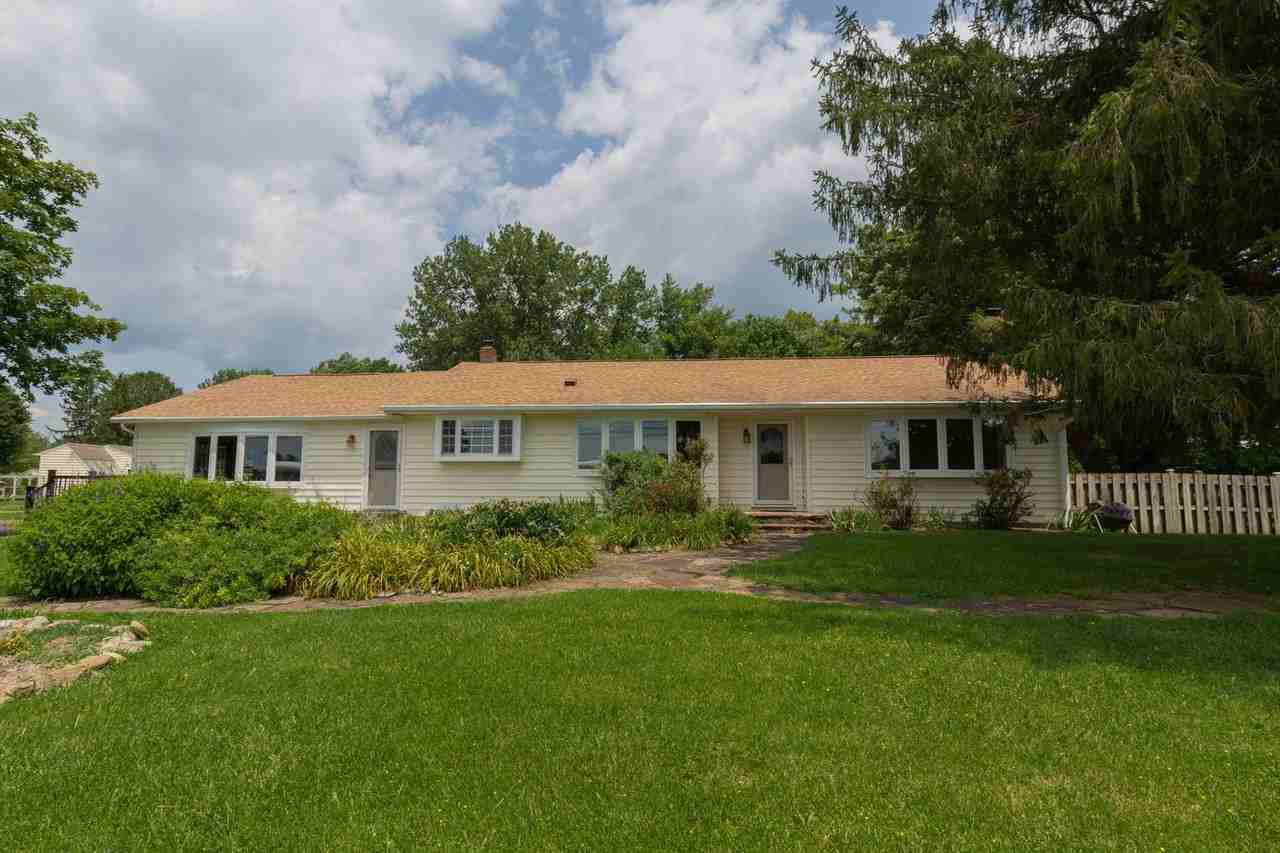 3093 Old Leetown Pike - Photo 2 of 50