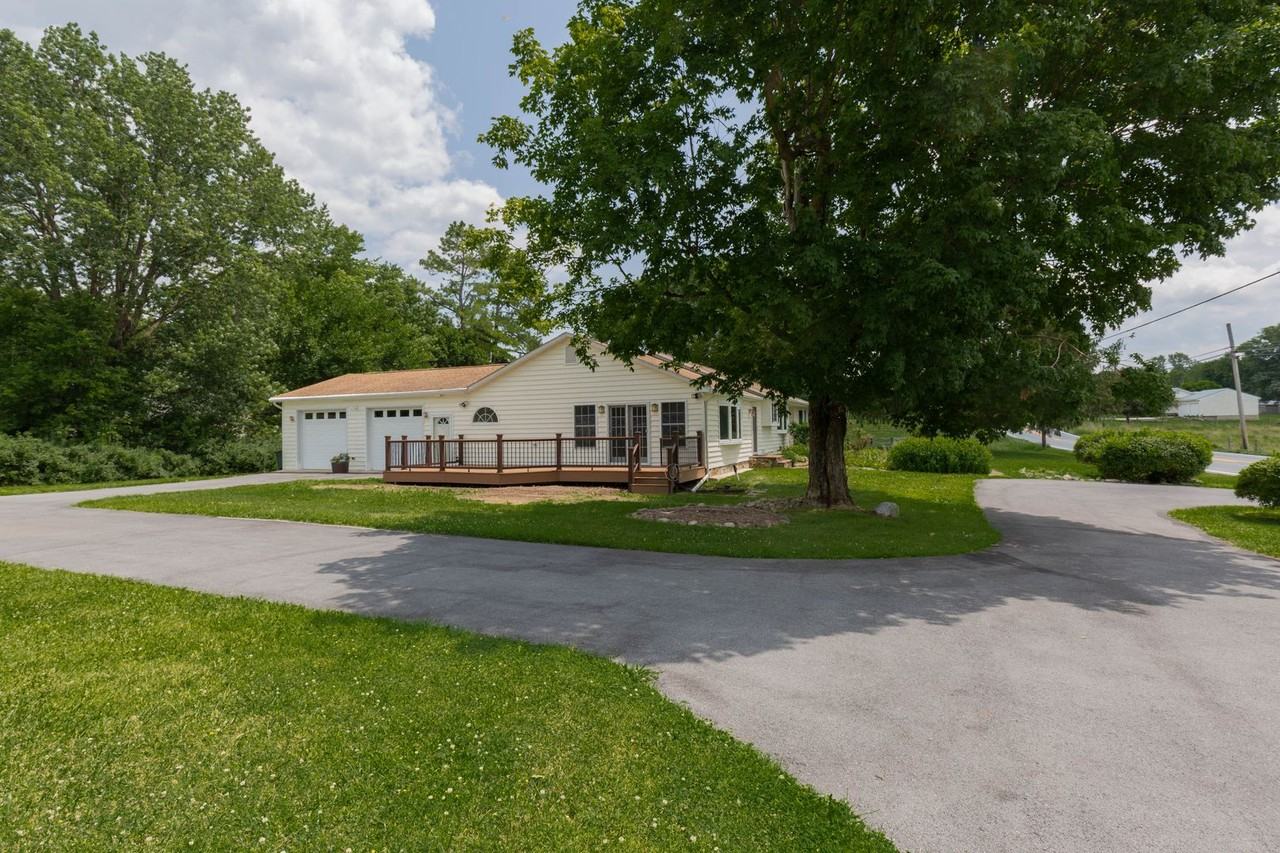 3093 Old Leetown Pike - Photo 3 of 50