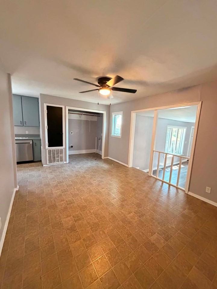3414 Oak Ridge Dr - Photo 5 of 16