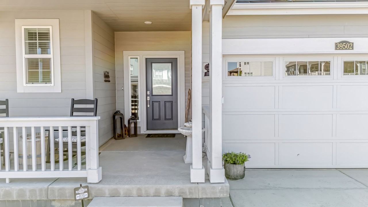 39502 Penn Rd - Photo 4 of 50