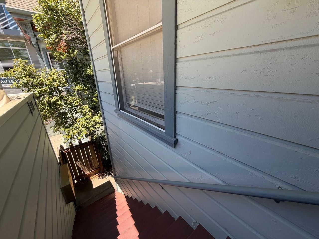 2427 J St - Photo 5 of 10
