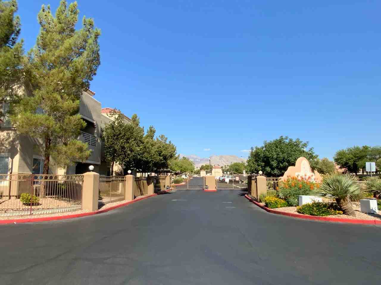 1908 Tierra Vista Dr - Photo 5 of 50