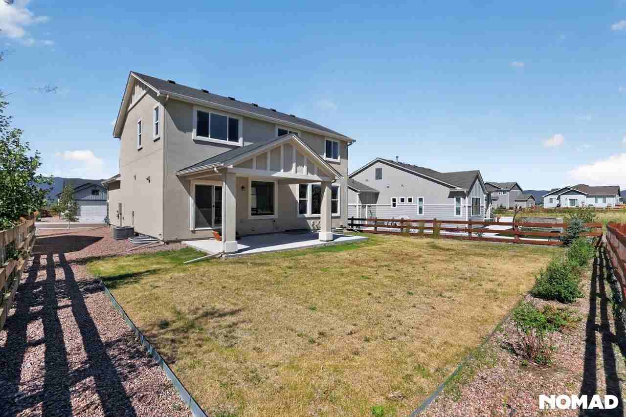 16861 New Autumn Dr - Photo 6 of 40
