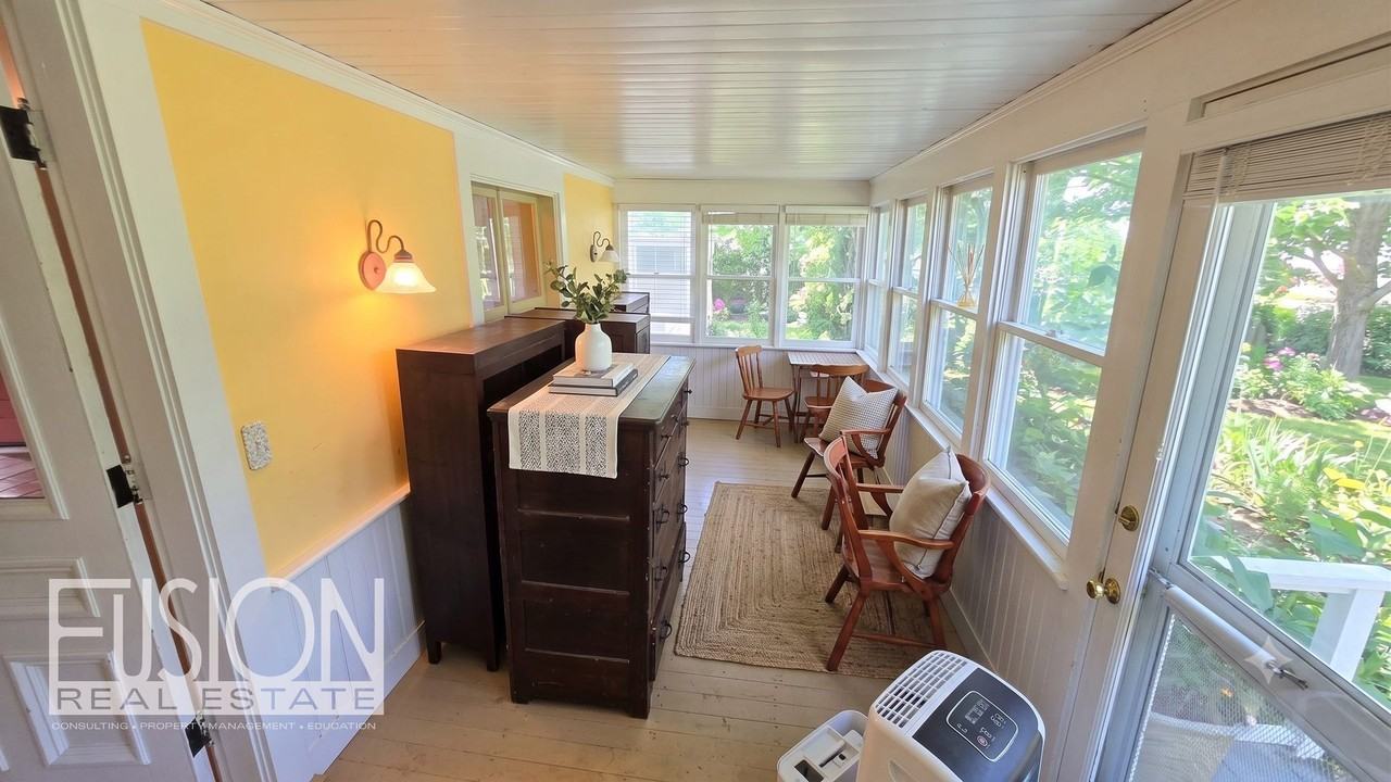 928 Mount Philo Rd - Photo 2 of 46