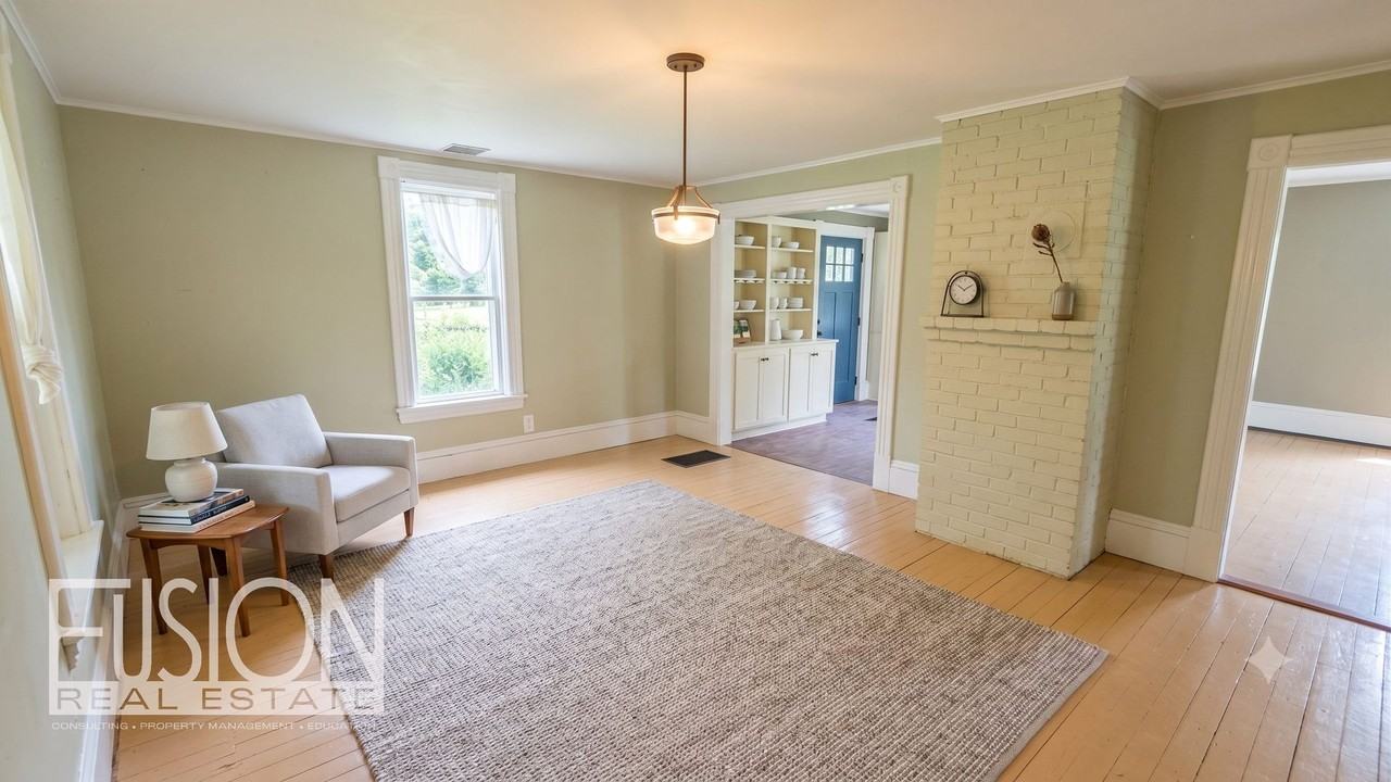 928 Mount Philo Rd - Photo 3 of 46