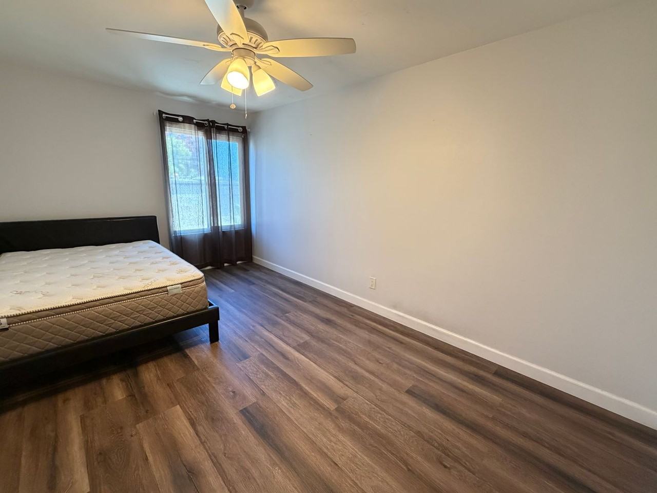 8034 Linda Vista Rd #2V - Photo 7 of 12