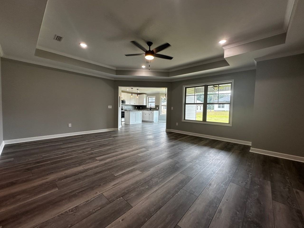 103 Brenda Ln - Photo 7 of 23