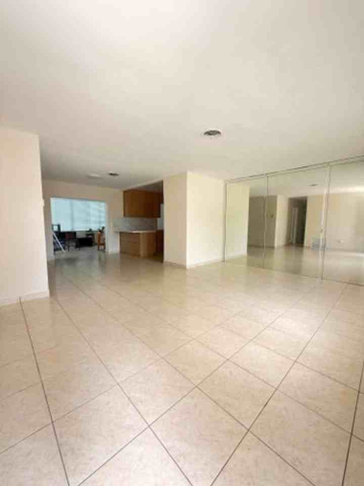 7500 Sw 98th Ct - Photo 4 of 13