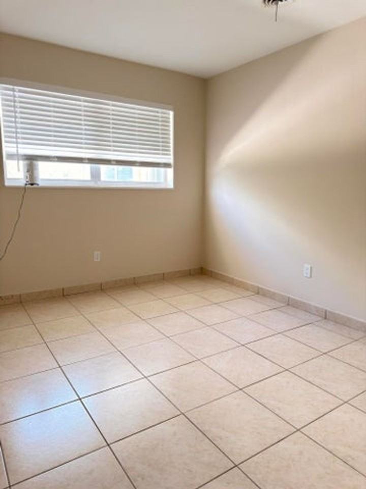 7500 Sw 98th Ct - Photo 7 of 13