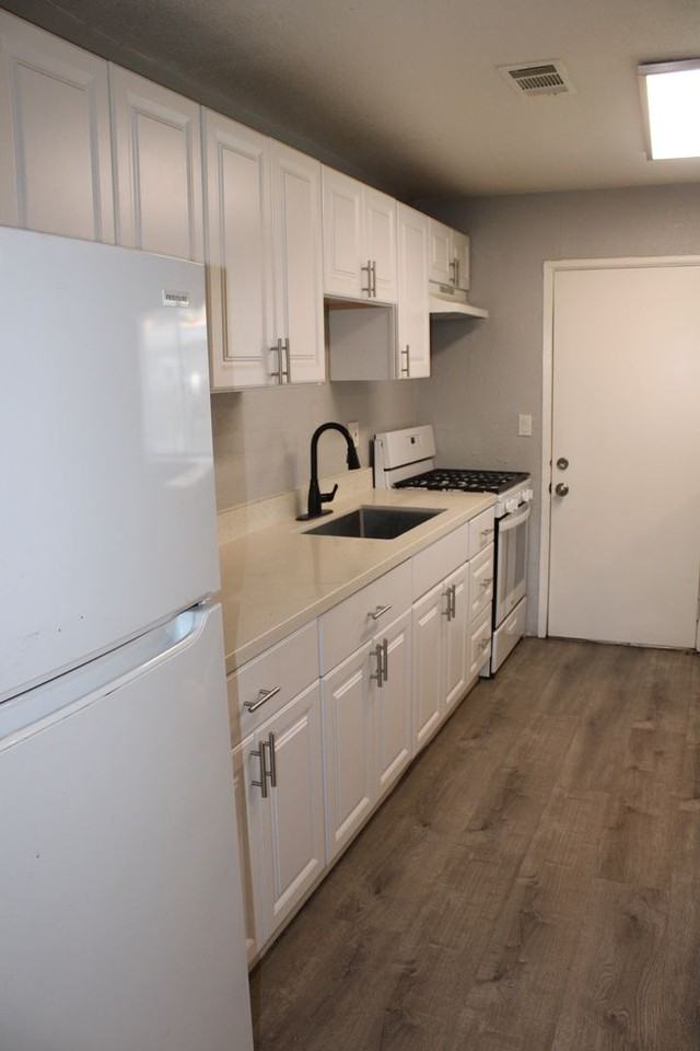 53 Alturas Ave #B - Photo 7 of 19