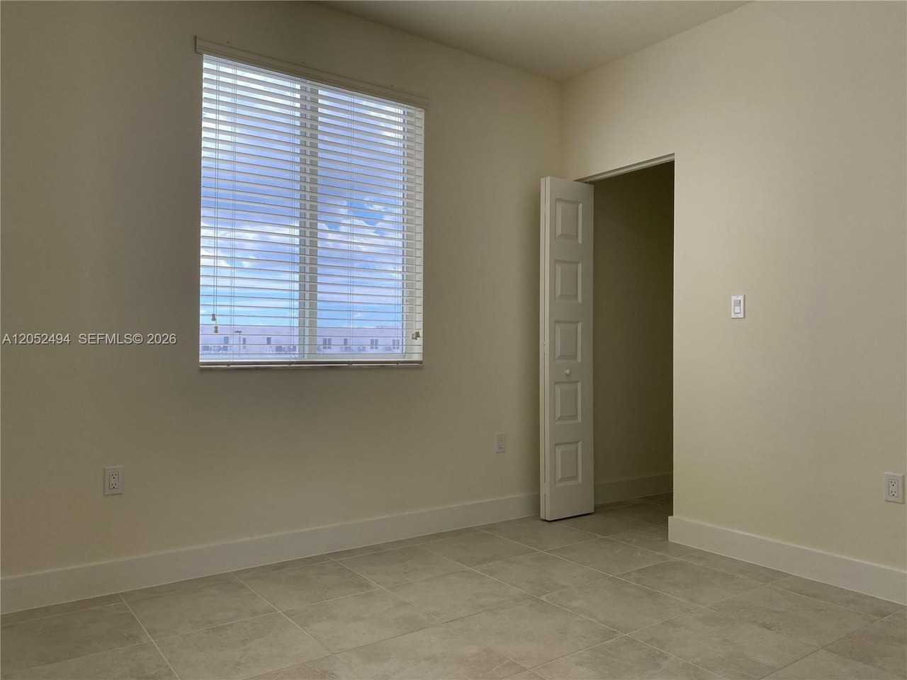 6455 Nw 103rd Pl - Photo 3 of 12