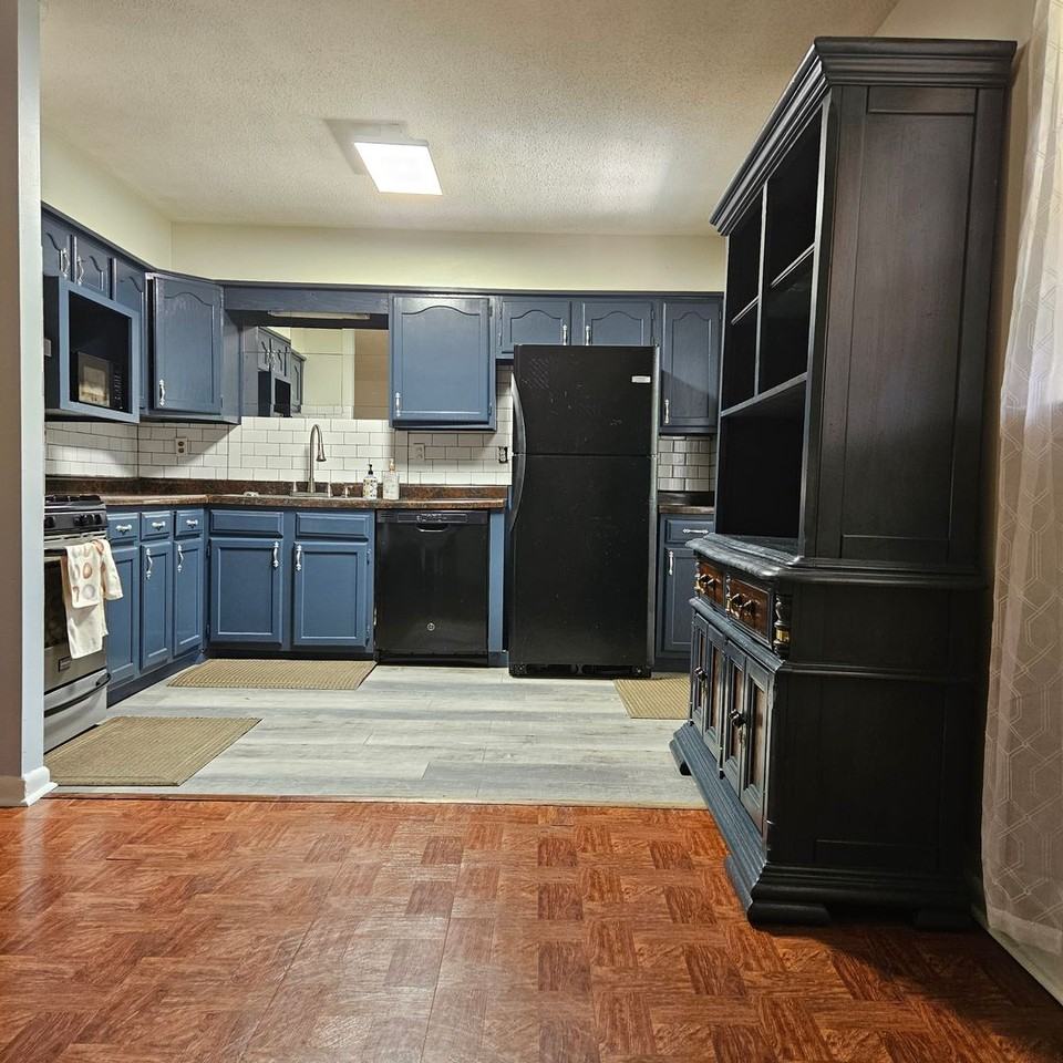 840 W Shelby Dr - Photo 6 of 18