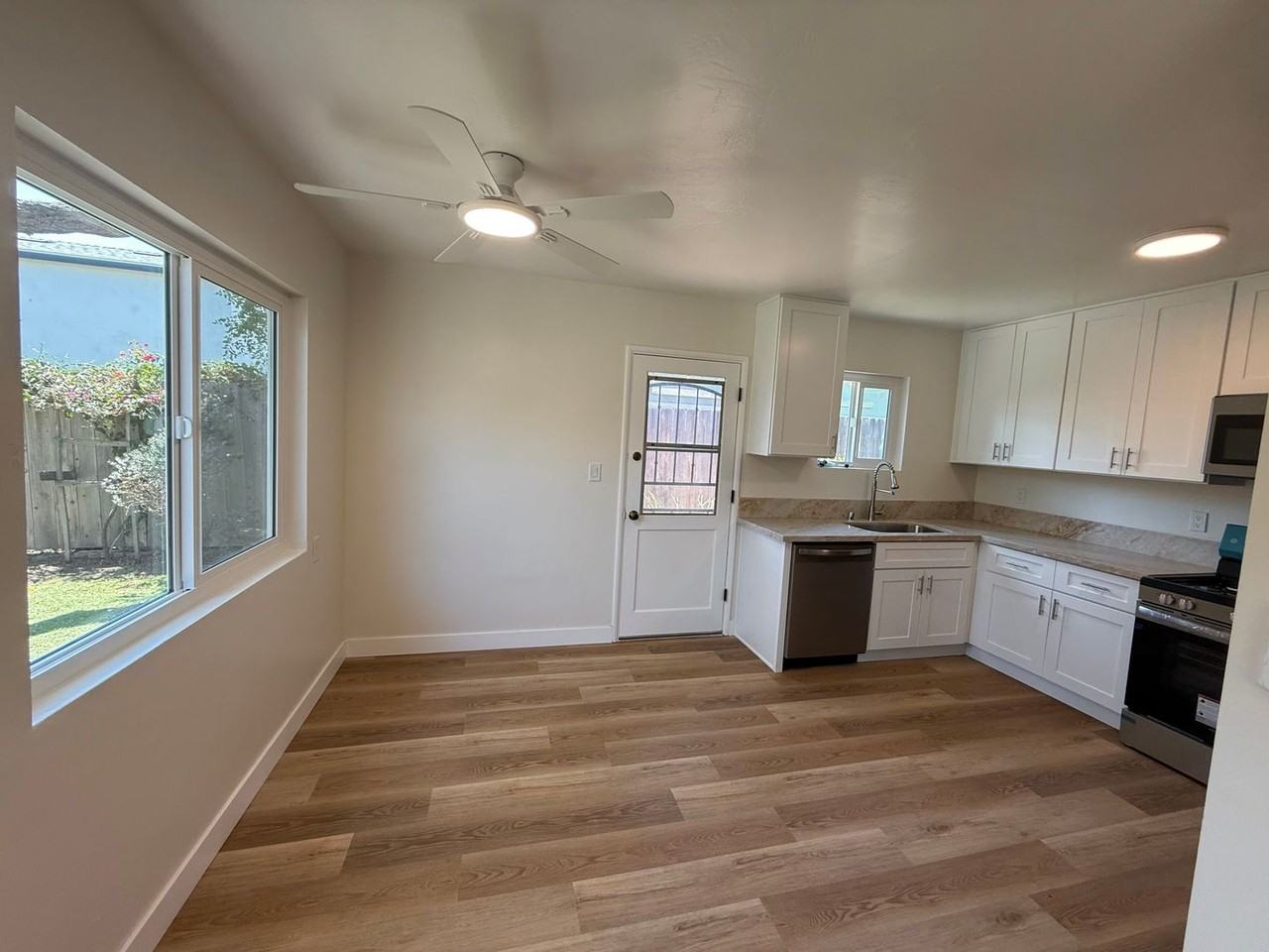 7184 Amherst St - Photo 4 of 7
