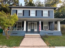 415 W Franklin St - Photo 1 of 1