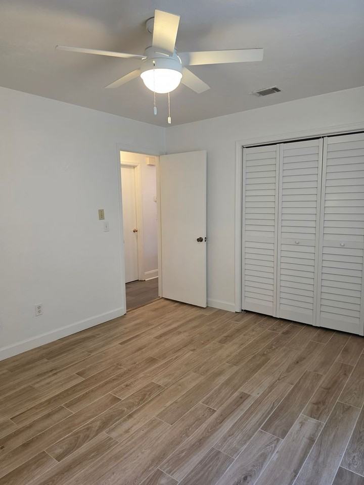 2350 Hartsfield Way - Photo 5 of 11