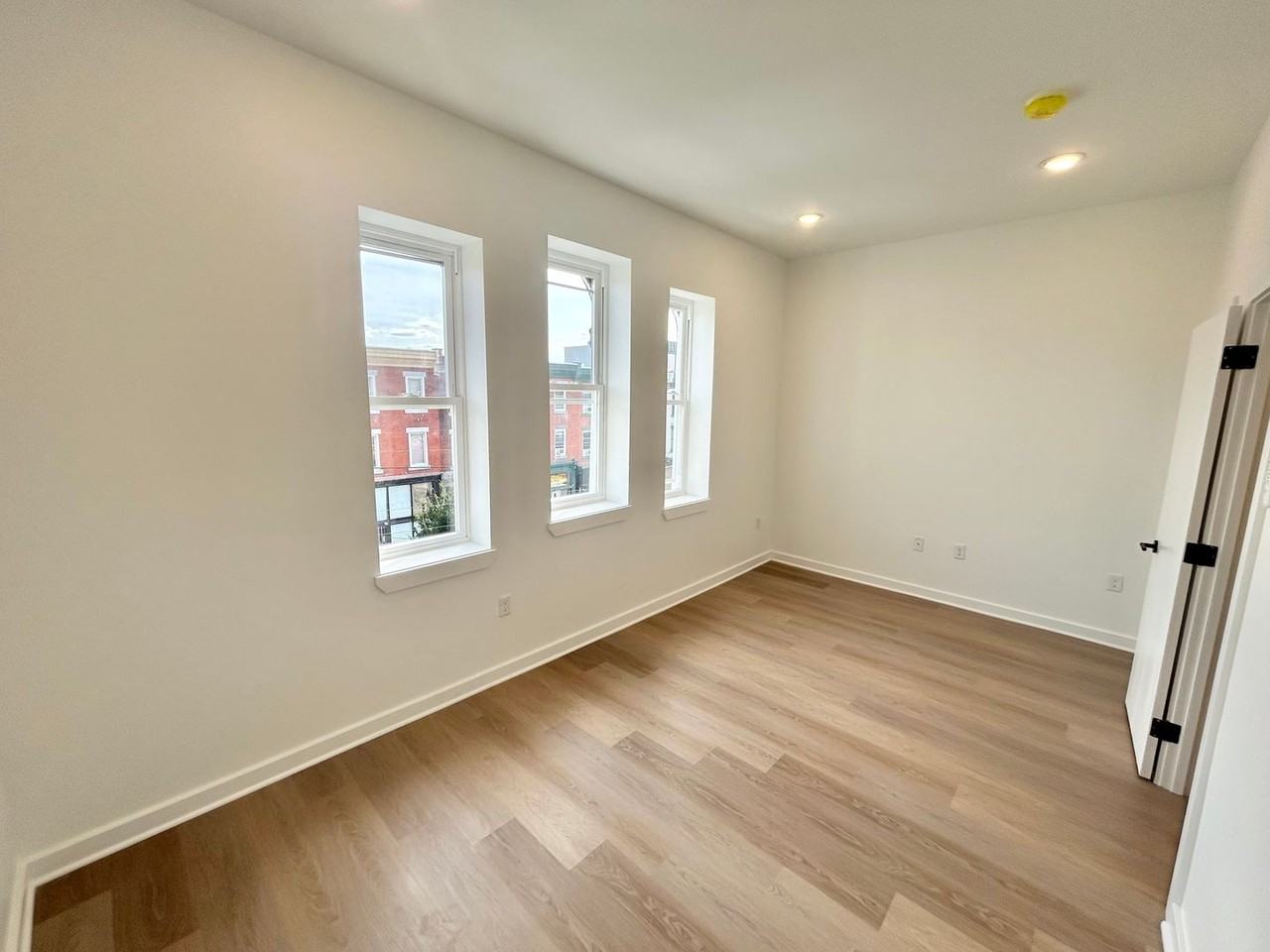 2725 W Girard Ave (LO) - Photo 4 of 14